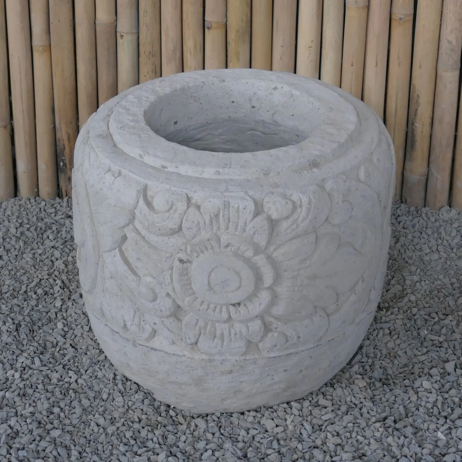  Product image 11 of the product “Balinese style high round pot, with carving - 55cm Dia., 60cm Height, Taro sand ”
